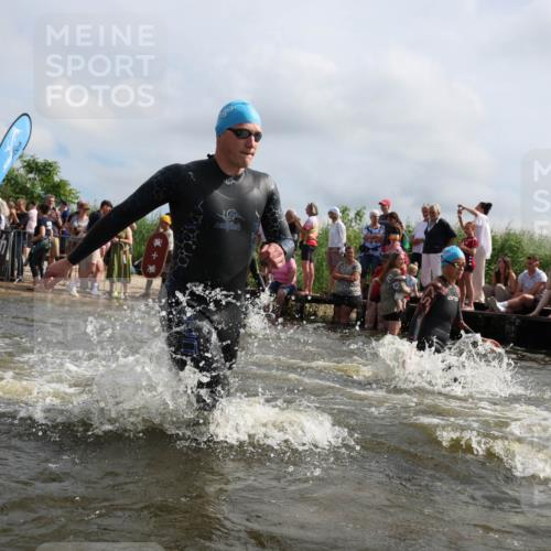 21.06.2026 - Viking Triathlon Michael Strokosch http://msf.ph/oto/9821469 21.06.2026 10:07:08 Schwimmen 37, 60, 69, 94, 116, 123, 135, 289, 307, 314, 329, 345, 369, 390, 470, 523, 555, 574, 662 meine-sportfotos.de