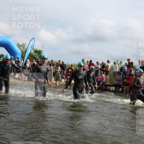 21.06.2026 - Viking Triathlon Michael Strokosch http://msf.ph/oto/9821472 21.06.2026 10:07:12 Schwimmen 37, 69, 116, 135, 289, 307, 329, 369, 390, 470, 483, 523, 555, 574, 662 meine-sportfotos.de