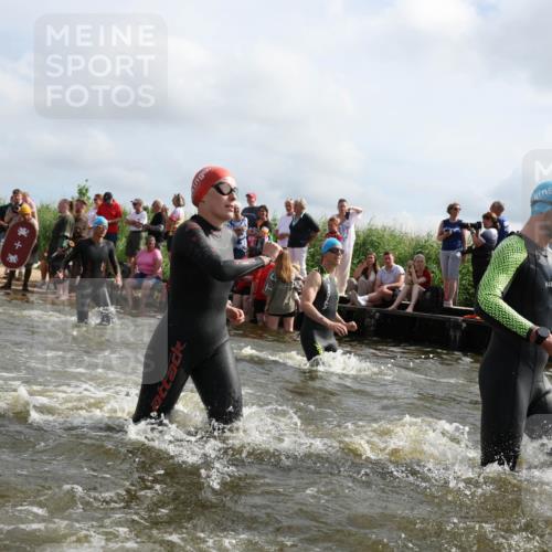 21.06.2026 - Viking Triathlon Michael Strokosch http://msf.ph/oto/9821486 21.06.2026 10:07:17 Schwimmen 115, 116, 135, 163, 209, 289, 390, 401, 469, 470, 483, 523, 555, 574, 662 meine-sportfotos.de