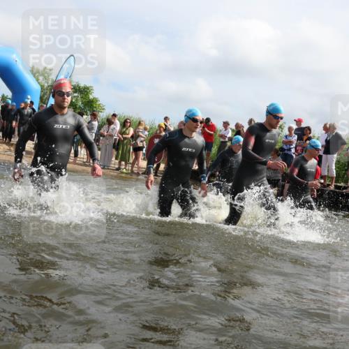 21.06.2026 - Viking Triathlon Michael Strokosch http://msf.ph/oto/9821506 21.06.2026 10:07:28 Schwimmen 76, 107, 115, 158, 163, 209, 253, 401, 403, 469, 510, 540, 605, 624, 659 meine-sportfotos.de