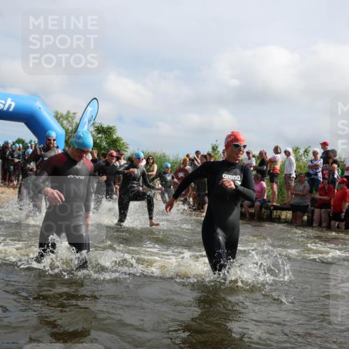 21.06.2026 - Viking Triathlon Michael Strokosch http://msf.ph/oto/9821517 21.06.2026 10:07:35 Schwimmen 24, 66, 107, 164, 253, 258, 275, 306, 313, 346, 366, 540, 605, 628, 659 meine-sportfotos.de