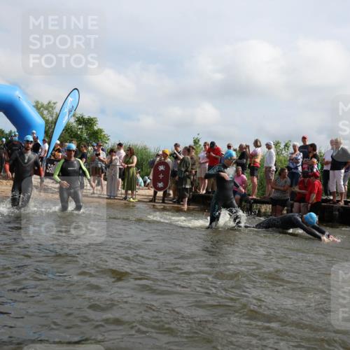 21.06.2026 - Viking Triathlon Michael Strokosch http://msf.ph/oto/9821525 21.06.2026 10:07:41 Schwimmen 24, 36, 66, 81, 164, 258, 275, 306, 313, 346, 363, 366, 374, 448, 628 meine-sportfotos.de