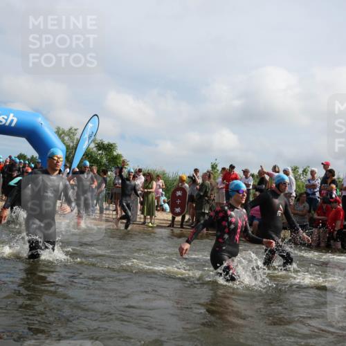 21.06.2026 - Viking Triathlon Michael Strokosch http://msf.ph/oto/9821544 21.06.2026 10:07:49 Schwimmen 36, 81, 97, 124, 217, 295, 298, 363, 374, 388, 413, 448, 494, 622, 630 meine-sportfotos.de