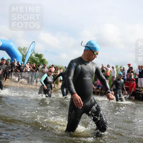 21.06.2026 - Viking Triathlon Michael Strokosch http://msf.ph/oto/9821549 21.06.2026 10:07:52 Schwimmen 36, 81, 97, 124, 217, 295, 298, 363, 374, 388, 413, 448, 494, 622, 630 meine-sportfotos.de