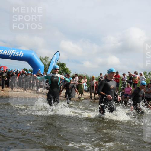 21.06.2026 - Viking Triathlon Michael Strokosch http://msf.ph/oto/9821558 21.06.2026 10:07:57 Schwimmen 57, 97, 124, 178, 217, 257, 295, 298, 388, 413, 494, 534, 622, 630, 635 meine-sportfotos.de