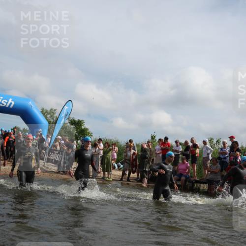 21.06.2026 - Viking Triathlon Michael Strokosch http://msf.ph/oto/9821571 21.06.2026 10:08:02 Schwimmen 57, 71, 178, 182, 217, 257, 295, 298, 388, 424, 427, 494, 534, 607, 635 meine-sportfotos.de
