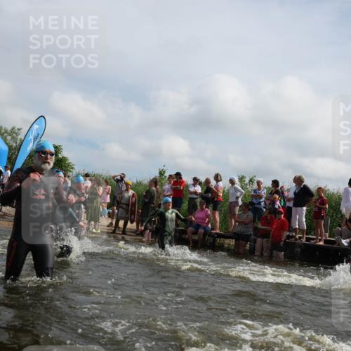 21.06.2026 - Viking Triathlon Michael Strokosch http://msf.ph/oto/9821584 21.06.2026 10:08:07 Schwimmen 57, 59, 71, 172, 178, 182, 257, 382, 424, 427, 433, 534, 607, 635, 642 meine-sportfotos.de
