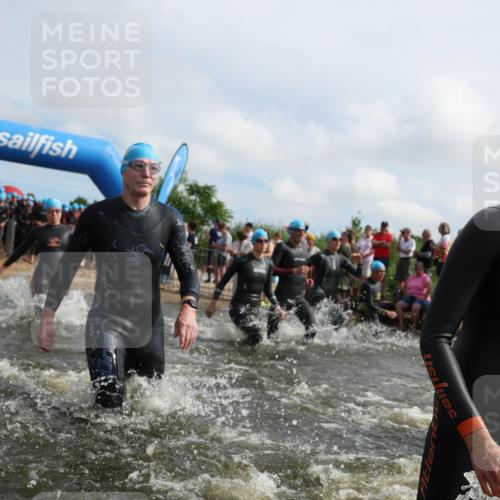 21.06.2026 - Viking Triathlon Michael Strokosch http://msf.ph/oto/9821608 21.06.2026 10:08:21 Schwimmen 101, 133, 192, 222, 223, 250, 283, 335, 354, 375, 416, 421, 434, 463, 564 meine-sportfotos.de