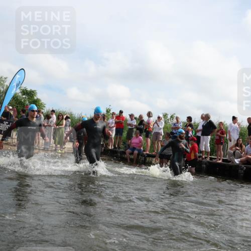 21.06.2026 - Viking Triathlon Michael Strokosch http://msf.ph/oto/9821615 21.06.2026 10:08:27 Schwimmen 48, 133, 168, 192, 222, 223, 250, 317, 354, 375, 416, 463, 564, 571, 613 meine-sportfotos.de