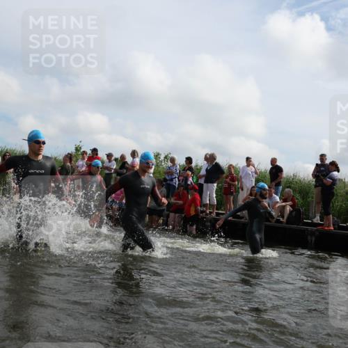 21.06.2026 - Viking Triathlon Michael Strokosch http://msf.ph/oto/9821618 21.06.2026 10:08:28 Schwimmen 48, 133, 168, 192, 222, 317, 354, 375, 571, 613 meine-sportfotos.de