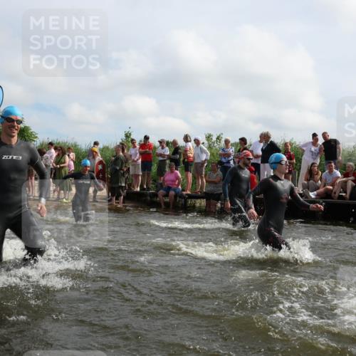 21.06.2026 - Viking Triathlon Michael Strokosch http://msf.ph/oto/9821636 21.06.2026 10:08:39 Schwimmen 48, 75, 92, 105, 203, 207, 254, 317, 322, 324, 365, 376, 409, 549, 571, 629 meine-sportfotos.de