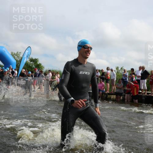 21.06.2026 - Viking Triathlon Michael Strokosch http://msf.ph/oto/9821640 21.06.2026 10:08:40 Schwimmen 75, 92, 105, 203, 207, 254, 322, 324, 365, 376, 409, 476, 549, 629, 661 meine-sportfotos.de