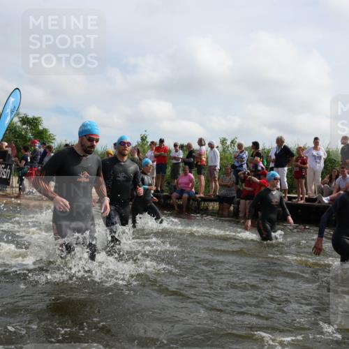 21.06.2026 - Viking Triathlon Michael Strokosch http://msf.ph/oto/9821644 21.06.2026 10:08:42 Schwimmen 75, 92, 105, 203, 207, 254, 322, 324, 365, 376, 409, 476, 549, 629, 661 meine-sportfotos.de
