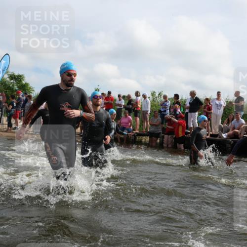 21.06.2026 - Viking Triathlon Michael Strokosch http://msf.ph/oto/9821645 21.06.2026 10:08:42 Schwimmen 75, 92, 105, 203, 207, 254, 322, 324, 365, 376, 409, 476, 549, 629, 661 meine-sportfotos.de