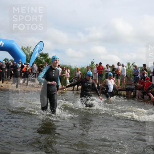 21.06.2026 - Viking Triathlon Michael Strokosch http://msf.ph/oto/9821667 21.06.2026 10:08:53 Schwimmen 40, 105, 139, 181, 196, 224, 237, 272, 344, 365, 389, 409, 476, 566, 661 meine-sportfotos.de
