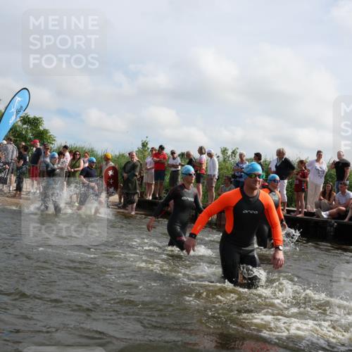 21.06.2026 - Viking Triathlon Michael Strokosch http://msf.ph/oto/9821685 21.06.2026 10:08:59 Schwimmen 40, 70, 77, 106, 139, 181, 237, 252, 344, 362, 509, 542, 566, 652 meine-sportfotos.de
