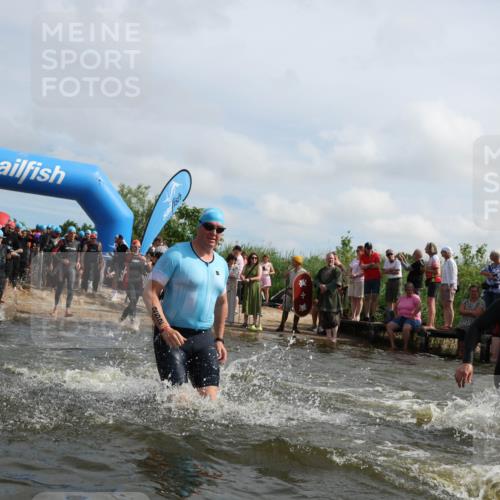 21.06.2026 - Viking Triathlon Michael Strokosch http://msf.ph/oto/9821697 21.06.2026 10:09:03 Schwimmen 40, 70, 77, 106, 139, 181, 237, 252, 344, 362, 509, 542, 631, 652 meine-sportfotos.de