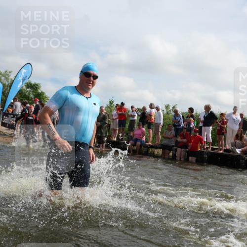 21.06.2026 - Viking Triathlon Michael Strokosch http://msf.ph/oto/9821700 21.06.2026 10:09:04 Schwimmen 70, 77, 106, 155, 252, 344, 347, 362, 431, 502, 509, 542, 631, 639, 652 meine-sportfotos.de