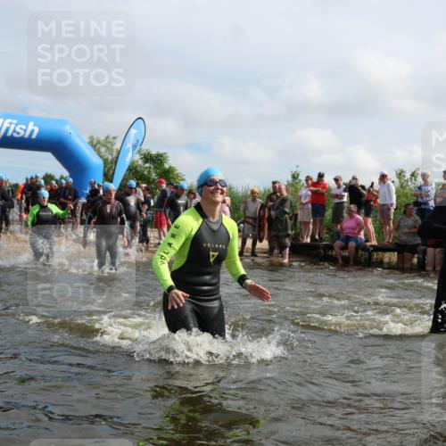 21.06.2026 - Viking Triathlon Michael Strokosch http://msf.ph/oto/9821724 21.06.2026 10:09:15 Schwimmen 127, 141, 155, 347, 385, 431, 502, 504, 529, 532, 538, 561, 639, 646, 670 meine-sportfotos.de