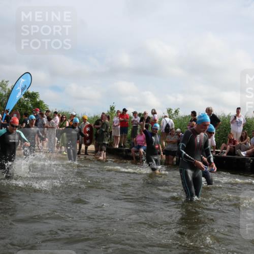 21.06.2026 - Viking Triathlon Michael Strokosch http://msf.ph/oto/9821737 21.06.2026 10:09:21 Schwimmen 52, 61, 127, 141, 309, 385, 439, 504, 512, 529, 532, 538, 561, 646, 670 meine-sportfotos.de