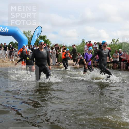 21.06.2026 - Viking Triathlon Michael Strokosch http://msf.ph/oto/9821782 21.06.2026 10:09:39 Schwimmen 39, 117, 174, 244, 264, 305, 357, 379, 417, 491, 515, 557 meine-sportfotos.de