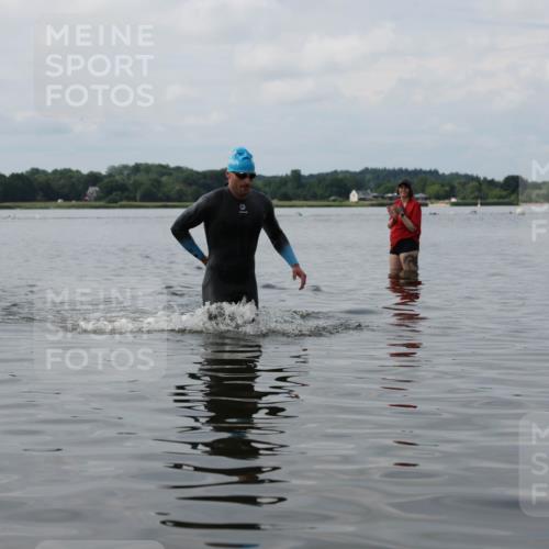 21.06.2026 - Viking Triathlon Michael Strokosch http://msf.ph/oto/9821802 21.06.2026 10:24:23 Schwimmen 517 meine-sportfotos.de