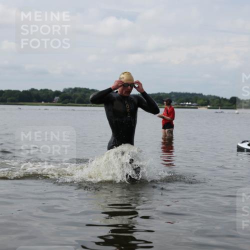 21.06.2026 - Viking Triathlon Michael Strokosch http://msf.ph/oto/9821833 21.06.2026 10:24:49 Schwimmen 9 meine-sportfotos.de