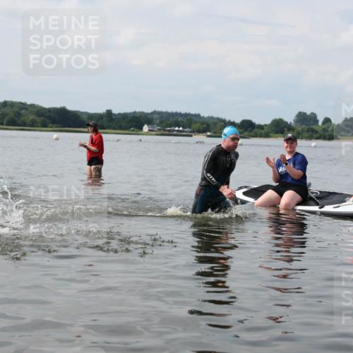 21.06.2026 - Viking Triathlon Michael Strokosch http://msf.ph/oto/9821851 21.06.2026 10:25:27 Schwimmen 1, 4, 10, 189 meine-sportfotos.de