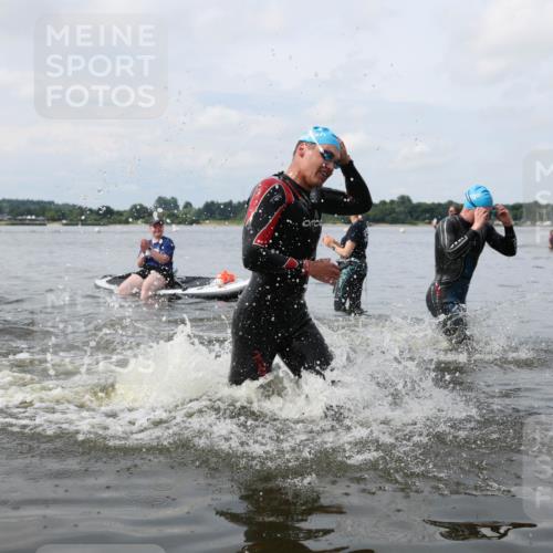 21.06.2026 - Viking Triathlon Michael Strokosch http://msf.ph/oto/9821859 21.06.2026 10:25:30 Schwimmen 1, 4, 10, 189 meine-sportfotos.de