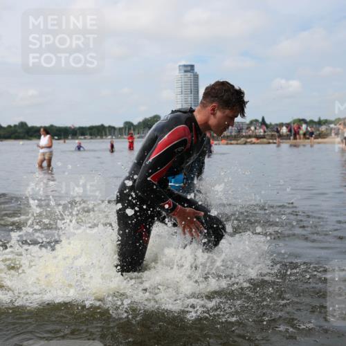 21.06.2026 - Viking Triathlon Michael Strokosch http://msf.ph/oto/9821863 21.06.2026 10:25:31 Schwimmen 1, 4, 10, 189 meine-sportfotos.de