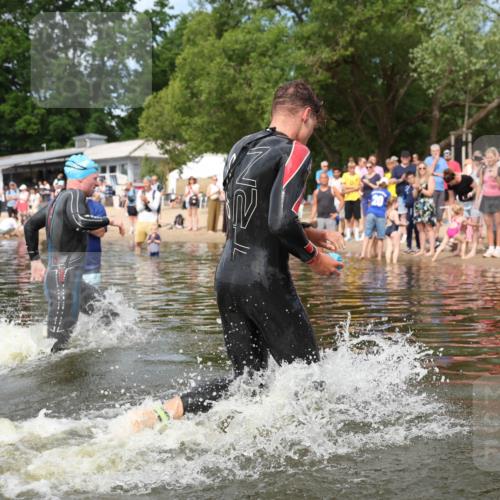 21.06.2026 - Viking Triathlon Michael Strokosch http://msf.ph/oto/9821869 21.06.2026 10:25:32 Schwimmen 1, 4, 10, 189 meine-sportfotos.de