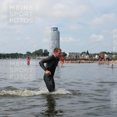 21.06.2026 - Viking Triathlon Michael Strokosch http://msf.ph/oto/9821880 21.06.2026 10:25:39 Schwimmen 4, 8, 10 meine-sportfotos.de