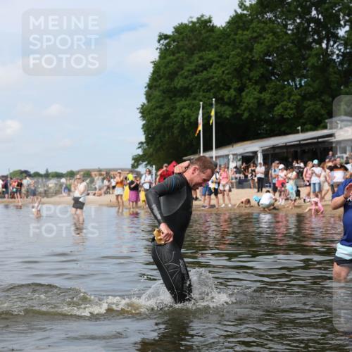 21.06.2026 - Viking Triathlon Michael Strokosch http://msf.ph/oto/9821885 21.06.2026 10:25:40 Schwimmen 4, 8, 10 meine-sportfotos.de