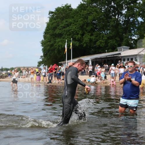21.06.2026 - Viking Triathlon Michael Strokosch http://msf.ph/oto/9821886 21.06.2026 10:25:41 Schwimmen 4, 8, 10 meine-sportfotos.de
