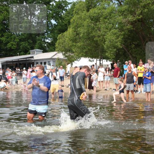 21.06.2026 - Viking Triathlon Michael Strokosch http://msf.ph/oto/9821890 21.06.2026 10:25:42 Schwimmen 4, 8, 10 meine-sportfotos.de