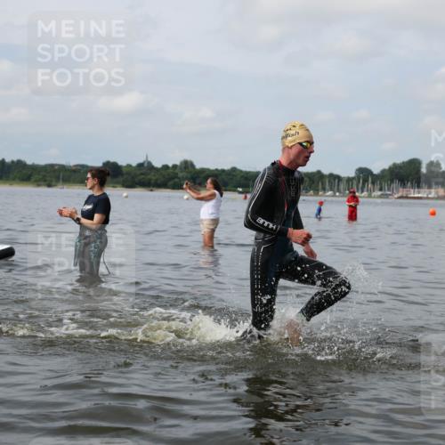 21.06.2026 - Viking Triathlon Michael Strokosch http://msf.ph/oto/9821909 21.06.2026 10:25:52 Schwimmen 8 meine-sportfotos.de