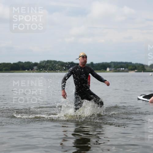 21.06.2026 - Viking Triathlon Michael Strokosch http://msf.ph/oto/9821927 21.06.2026 10:26:11 Schwimmen 2, 21, 474, 548 meine-sportfotos.de