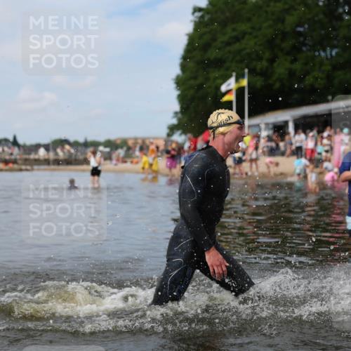 21.06.2026 - Viking Triathlon Michael Strokosch http://msf.ph/oto/9821942 21.06.2026 10:26:16 Schwimmen 2, 21, 474, 548 meine-sportfotos.de