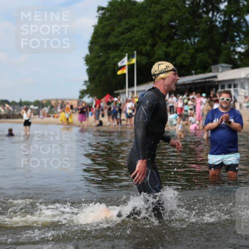 21.06.2026 - Viking Triathlon Michael Strokosch http://msf.ph/oto/9821943 21.06.2026 10:26:16 Schwimmen 2, 21, 474, 548 meine-sportfotos.de