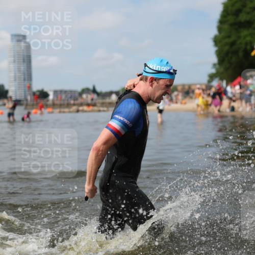 21.06.2026 - Viking Triathlon Michael Strokosch http://msf.ph/oto/9821972 21.06.2026 10:26:31 Schwimmen 21, 334, 453, 474, 548 meine-sportfotos.de