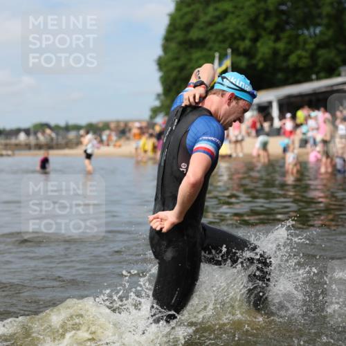 21.06.2026 - Viking Triathlon Michael Strokosch http://msf.ph/oto/9821974 21.06.2026 10:26:31 Schwimmen 21, 334, 453, 474, 548 meine-sportfotos.de