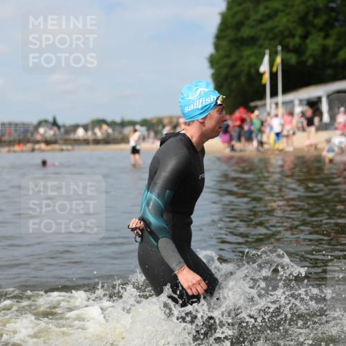 21.06.2026 - Viking Triathlon Michael Strokosch http://msf.ph/oto/9821997 21.06.2026 10:26:51 Schwimmen 7, 25, 176, 334, 426, 453, 547, 575 meine-sportfotos.de