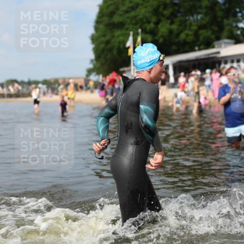 21.06.2026 - Viking Triathlon Michael Strokosch http://msf.ph/oto/9821998 21.06.2026 10:26:51 Schwimmen 7, 25, 176, 334, 426, 453, 547, 575 meine-sportfotos.de