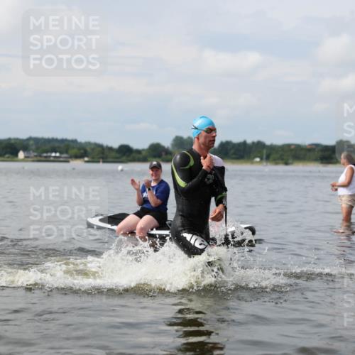 21.06.2026 - Viking Triathlon Michael Strokosch http://msf.ph/oto/9822006 21.06.2026 10:26:56 Schwimmen 7, 25, 176, 426, 453, 547, 575 meine-sportfotos.de
