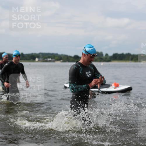 21.06.2026 - Viking Triathlon Michael Strokosch http://msf.ph/oto/9822014 21.06.2026 10:26:59 Schwimmen 7, 25, 176, 426, 547, 575 meine-sportfotos.de