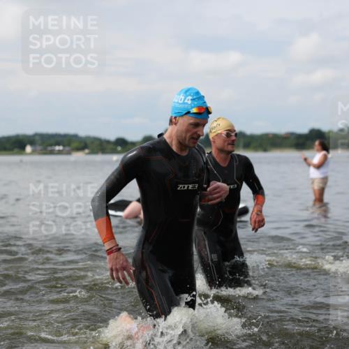 21.06.2026 - Viking Triathlon Michael Strokosch http://msf.ph/oto/9822029 21.06.2026 10:27:03 Schwimmen 7, 25, 176, 426, 547, 575 meine-sportfotos.de