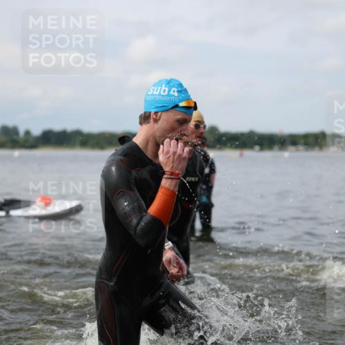 21.06.2026 - Viking Triathlon Michael Strokosch http://msf.ph/oto/9822032 21.06.2026 10:27:04 Schwimmen 7, 25, 176, 426, 547, 575 meine-sportfotos.de