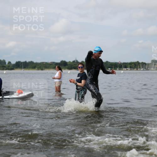 21.06.2026 - Viking Triathlon Michael Strokosch http://msf.ph/oto/9822099 21.06.2026 10:28:08 Schwimmen 19, 29, 119, 280, 342, 371, 565 meine-sportfotos.de
