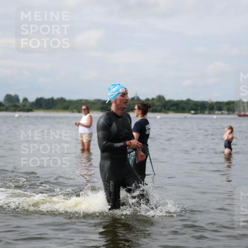 21.06.2026 - Viking Triathlon Michael Strokosch http://msf.ph/oto/9822492 21.06.2026 10:32:41 Schwimmen 126, 447, 500, 644 meine-sportfotos.de