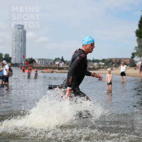 21.06.2026 - Viking Triathlon Michael Strokosch http://msf.ph/oto/9822506 21.06.2026 10:32:45 Schwimmen 126, 447, 500, 644 meine-sportfotos.de